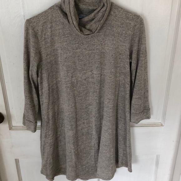 Dusted gray tunic/sweater dress - Picture 1 of 3